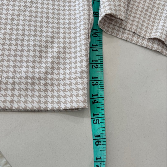 Nike Golf Houndstooth Check Bermuda Shorts - Picture 11 of 11